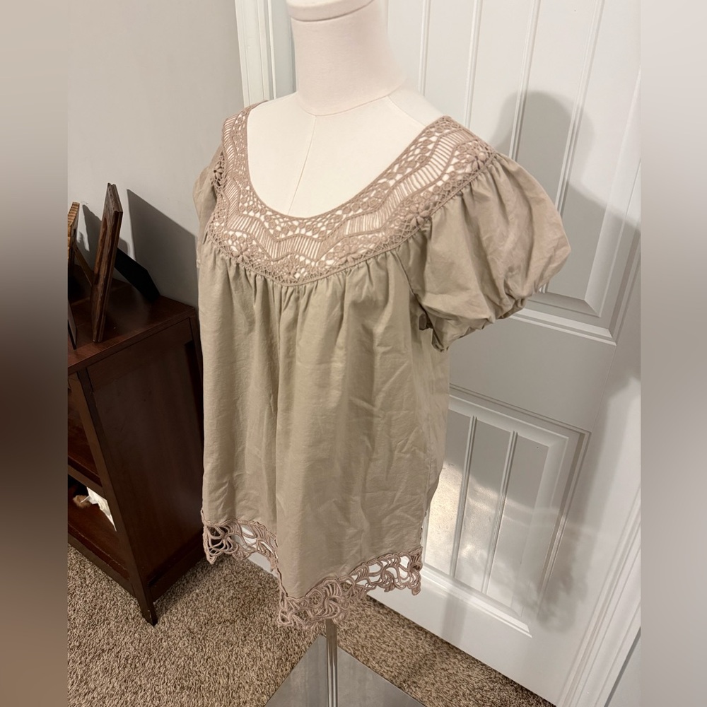 Apostrophe Beige Blouse with Lace Accents - Picture 2 of 13